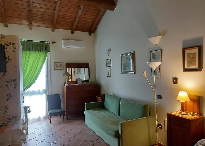 Szálloda Agriturismo Casella Ferrara