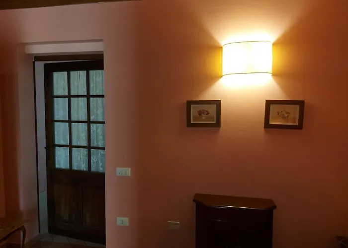 Szálloda Agriturismo Casella Ferrara