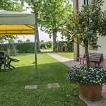 Agriturismo Casella Ξενοδοχείο *