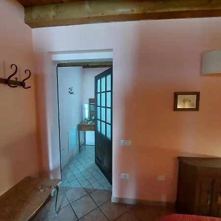 ホテル Agriturismo Casella *