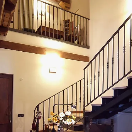 Szálloda Agriturismo Casella Ferrara