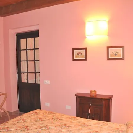 Otel Agriturismo Casella Ferrara