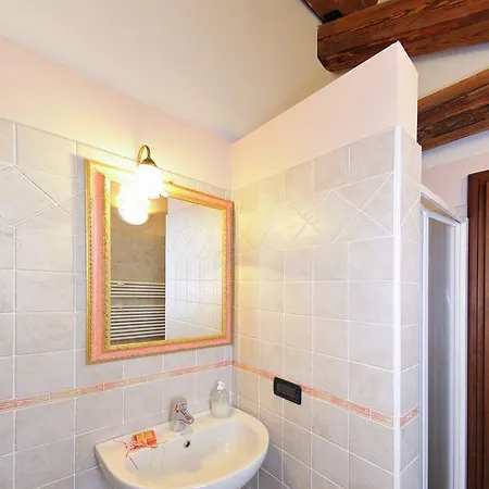 ホテル Agriturismo Casella *
