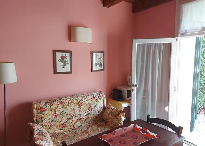 Agriturismo Casella מלון